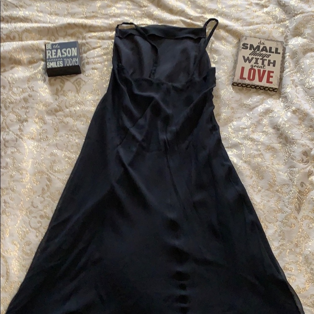 Dress - Picture 5 of 7